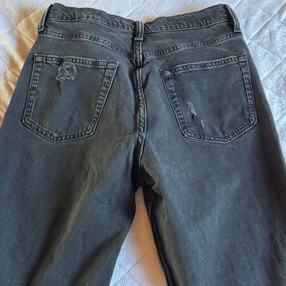 GAP Women's Relaxed Black Distressed Jeans - Picture 3 of 6